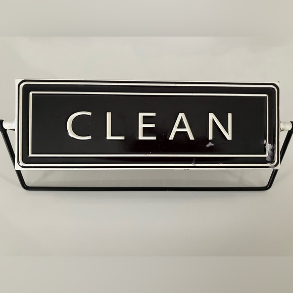 Metal Kitchen Countertop Sign - Picture 2 of 4